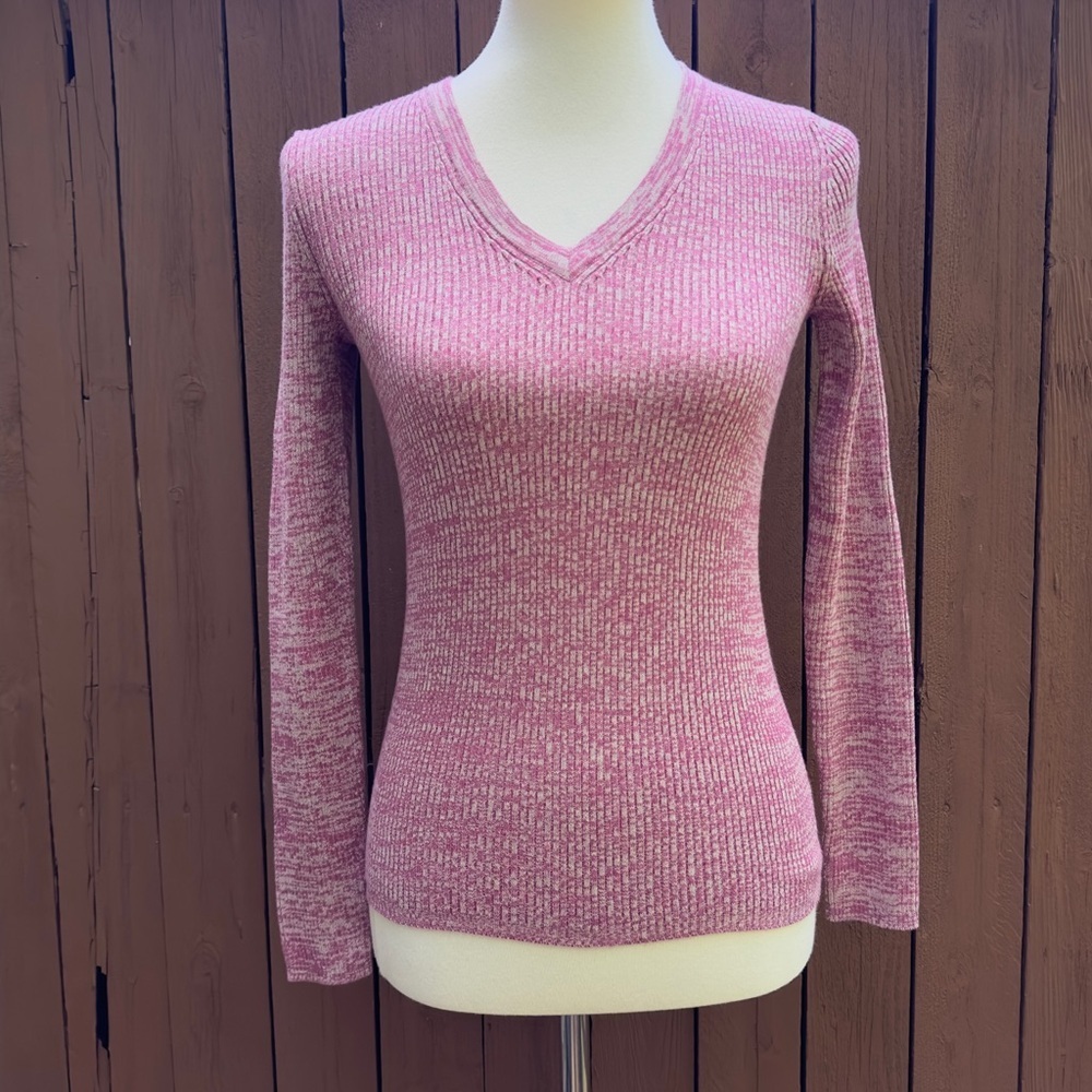 Moda International | Size Small V Neck Ribbed Sweater Blouse